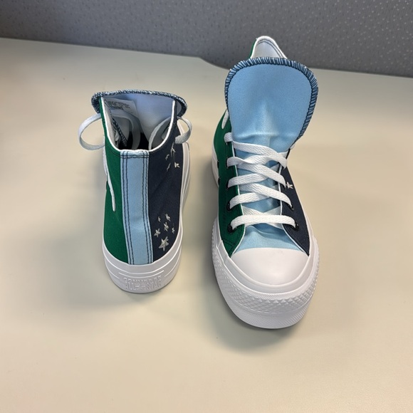 Customized Converse All Stars - Picture 3 of 8